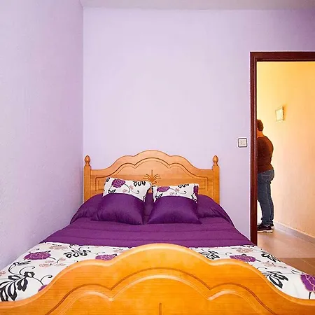 - 4 Bedrooms - 60295